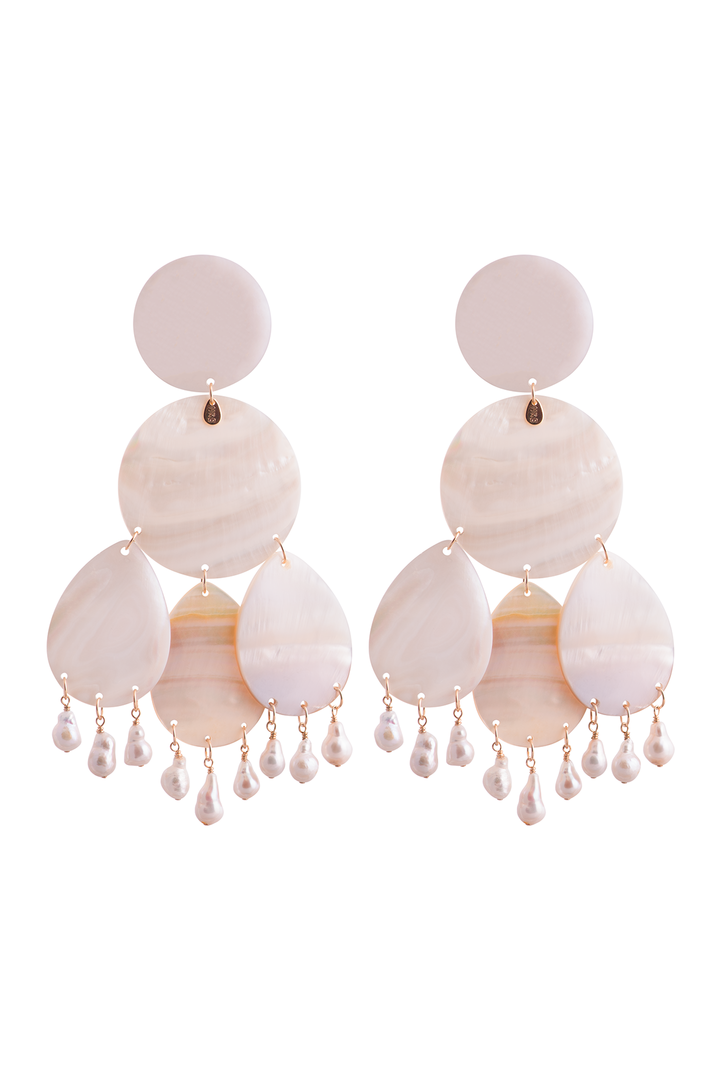 Shanel Luxe Earrings Mini